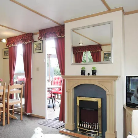 Mobile In With A Terrace Tatil Evi Kołczewo