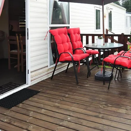 Mobile In With A Terrace 펜션 쿠크제보